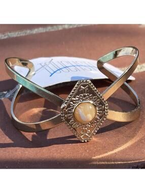 Touchstone Gold Tone Cabochon Cuff Bracelet NWT